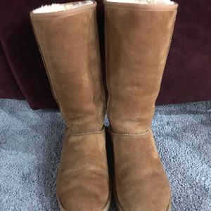 Classic Tall Chesnut UGG boots